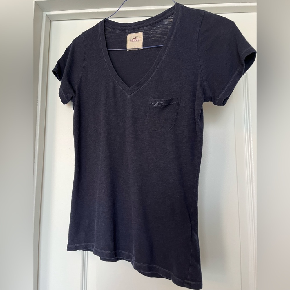 HOLLISTER Navy Blue T-Shirt, S